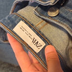 ZARA size 4 like new bootcut blue jeans